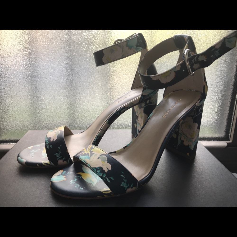 Ann Taylor Leannette Floral Leather Block Heels